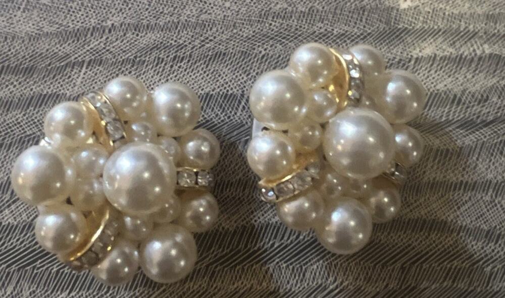 Vintage Art Deco Style Faux Pearl Rhinestone Gold Tone Clip On Earrings